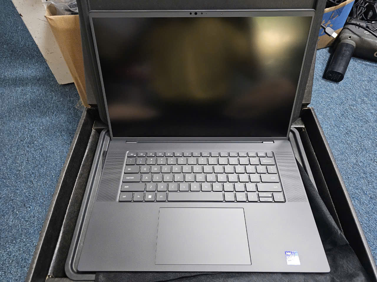 Laptop Dell Precission 5680 i9-13900H Ram 64G